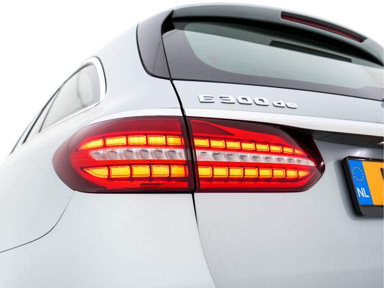 Mercedes-Benz Mercedes-Benz