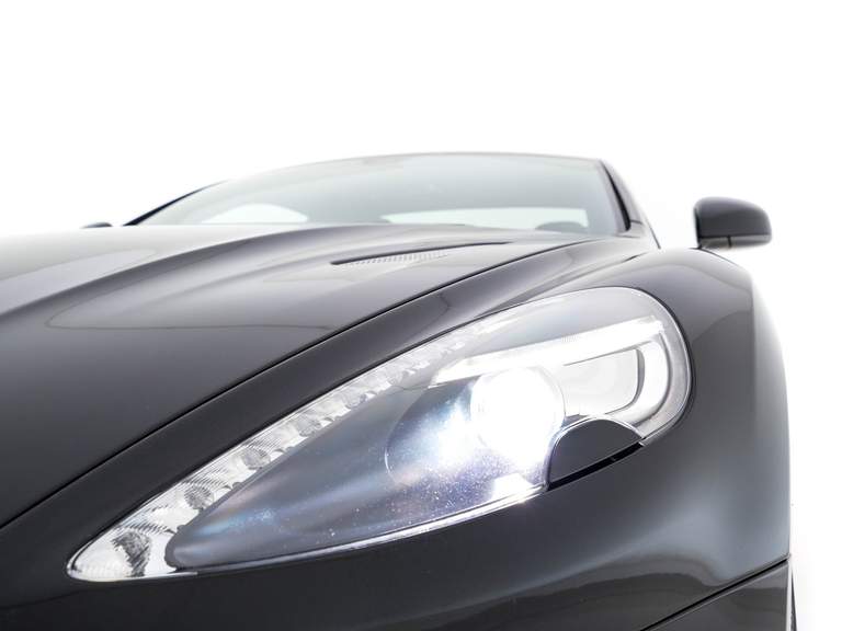 Aston Martin Aston Martin