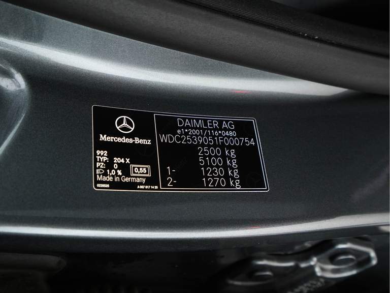 Mercedes-Benz Mercedes-Benz