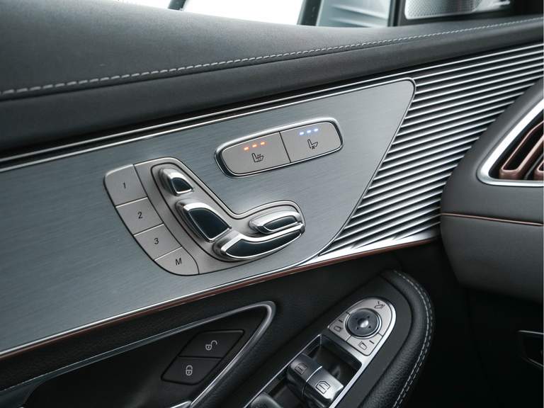 Mercedes-Benz Mercedes-Benz
