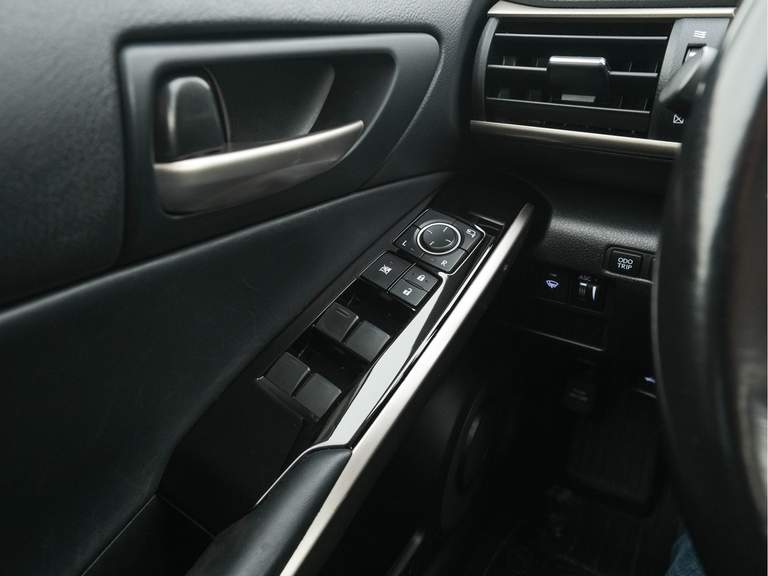 Lexus Lexus