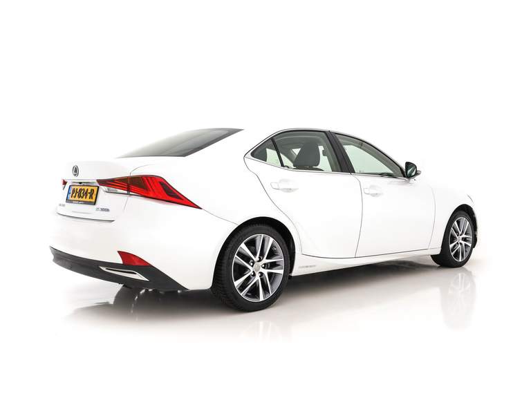 Lexus Lexus