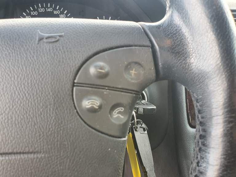 Mercedes-Benz Mercedes-Benz