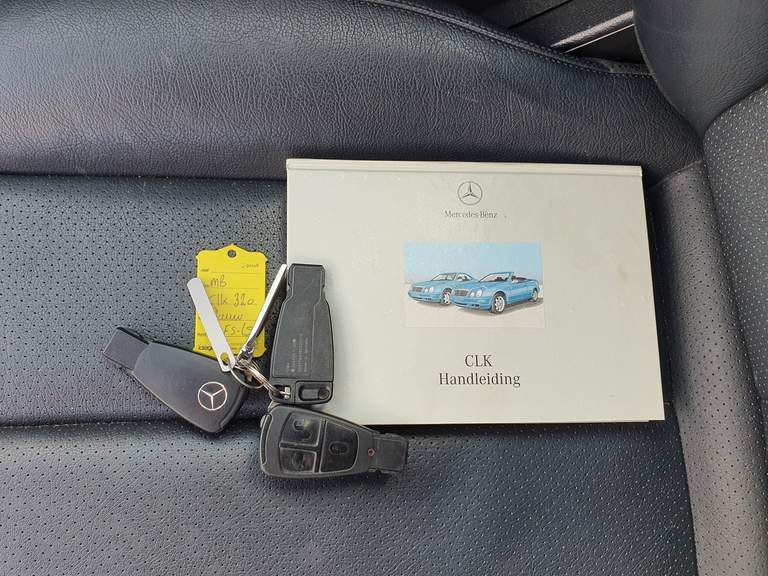 Mercedes-Benz Mercedes-Benz