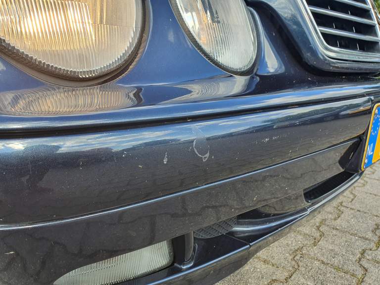 Mercedes-Benz Mercedes-Benz