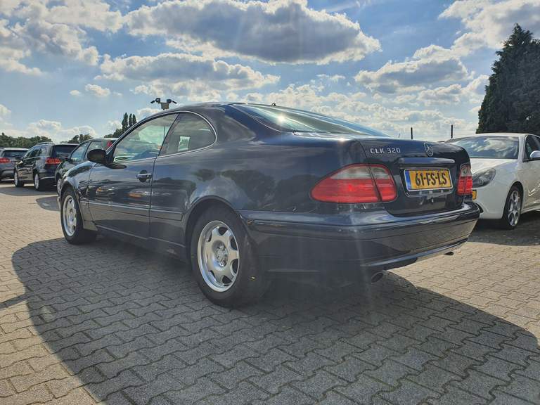 Mercedes-Benz Mercedes-Benz