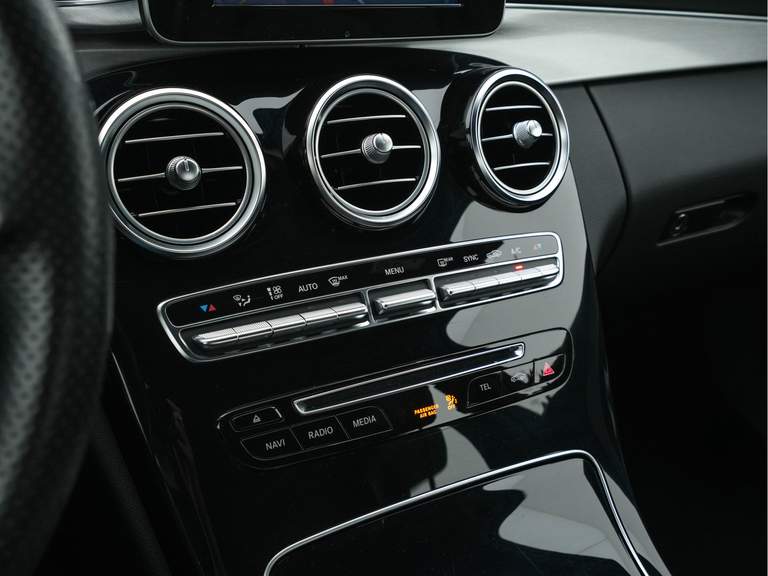 Mercedes-Benz Mercedes-Benz