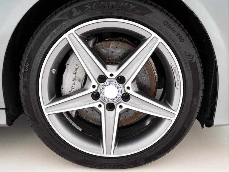 Mercedes-Benz Mercedes-Benz