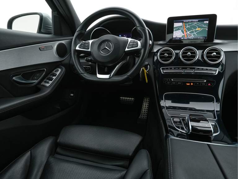 Mercedes-Benz Mercedes-Benz