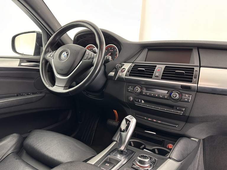 BMW BMW