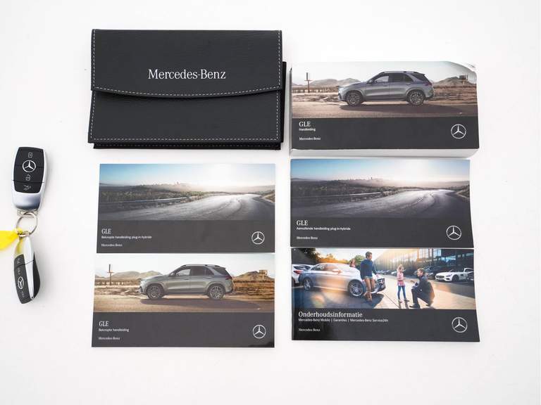 Mercedes-Benz Mercedes-Benz