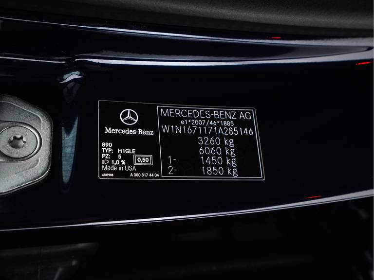 Mercedes-Benz Mercedes-Benz