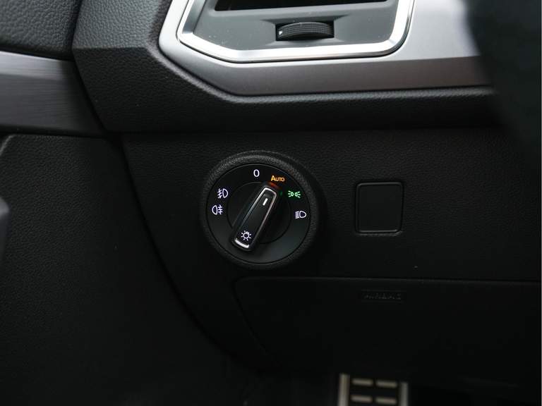 SEAT SEAT