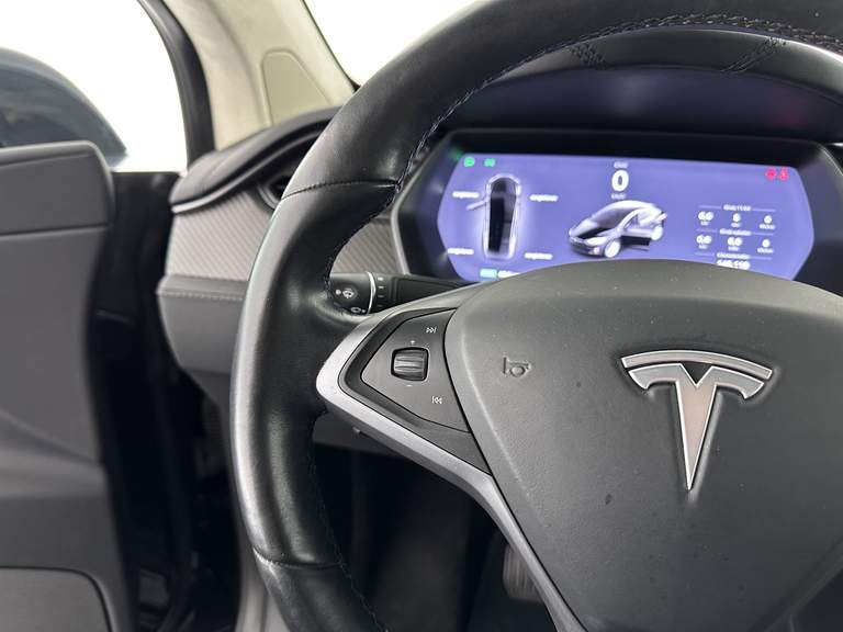Tesla Tesla