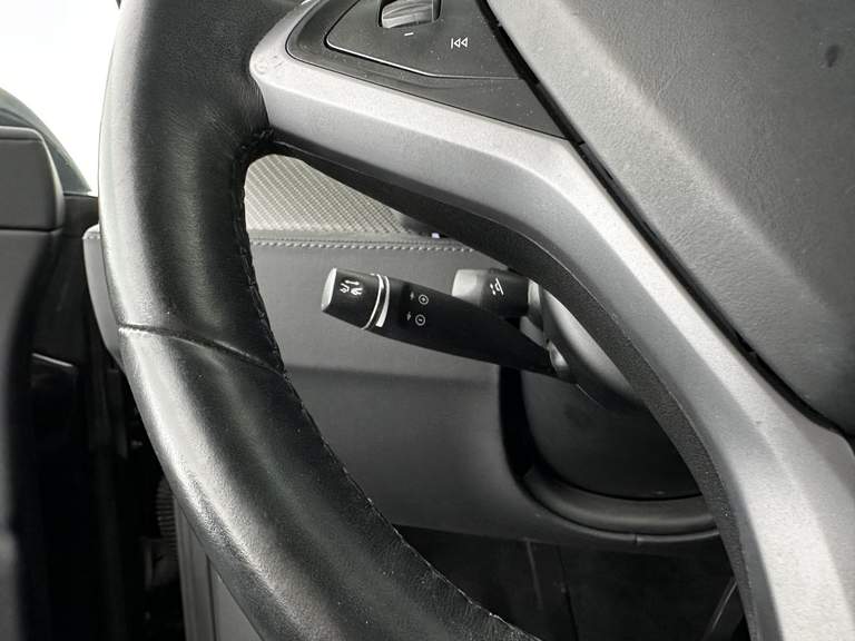 Tesla Tesla