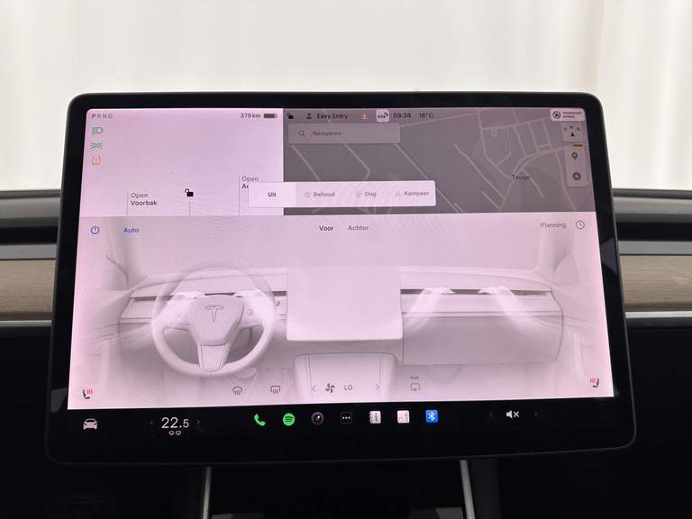 Tesla Tesla