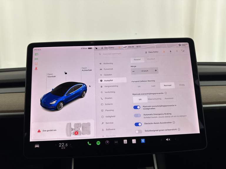 Tesla Tesla