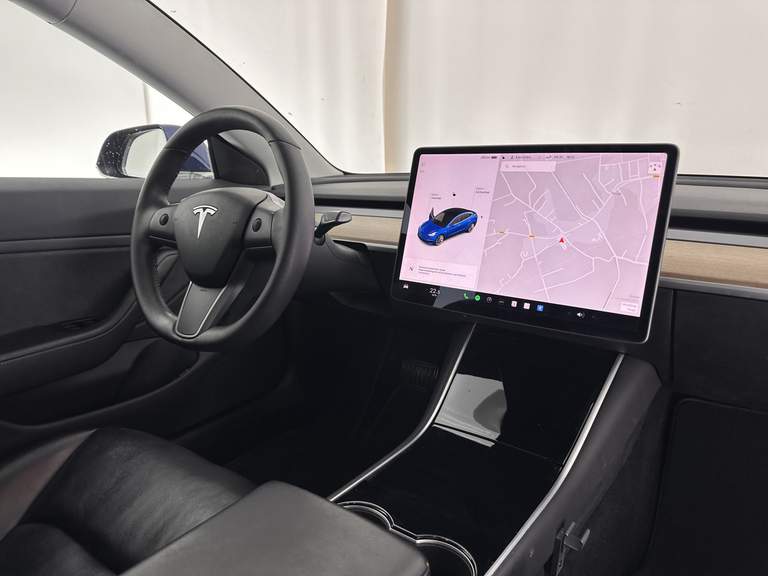 Tesla Tesla