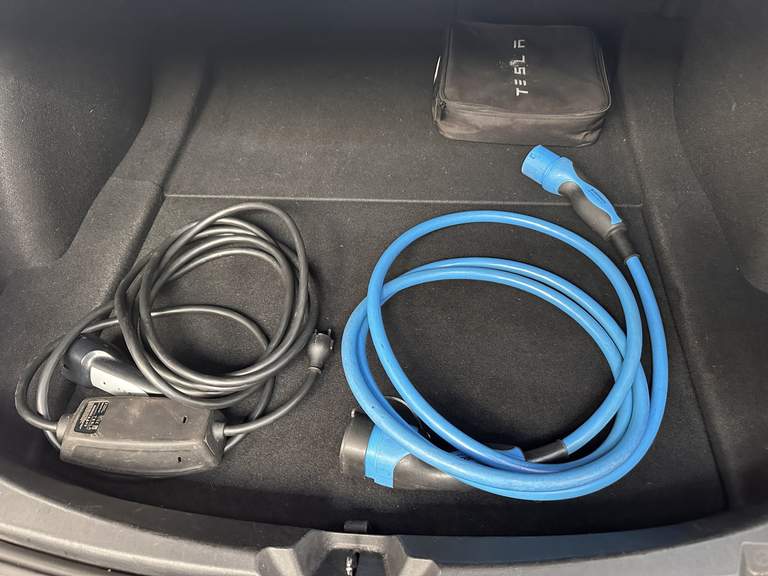 Tesla Tesla