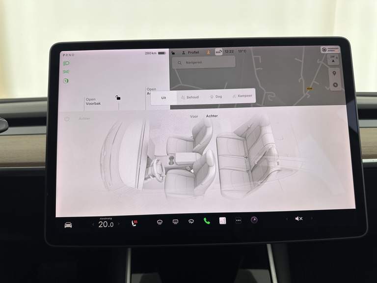 Tesla Tesla