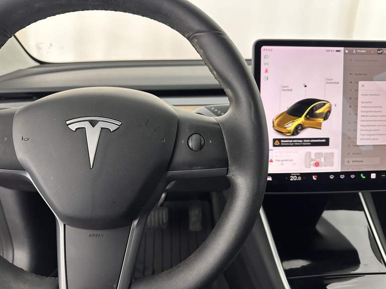 Tesla Tesla