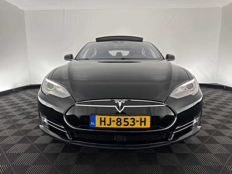 Tesla Tesla