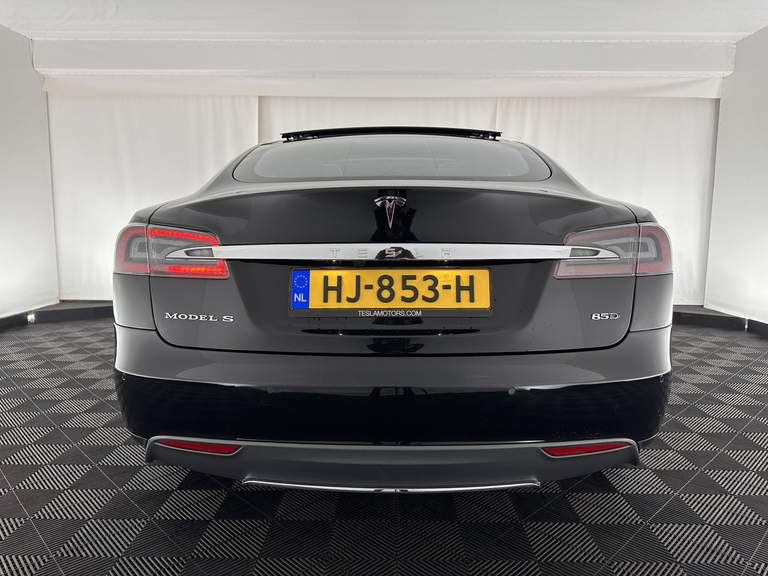 Tesla Tesla