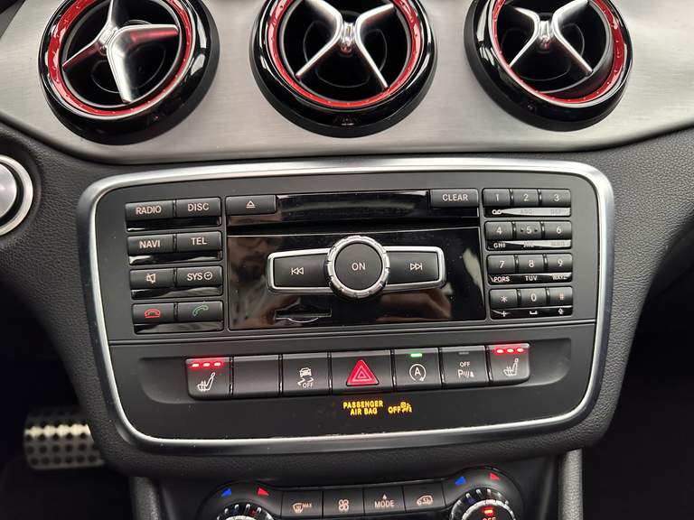 Mercedes-Benz Mercedes-Benz