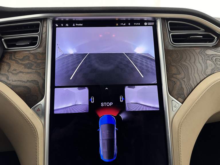 Tesla Tesla