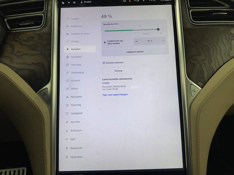 Tesla Tesla