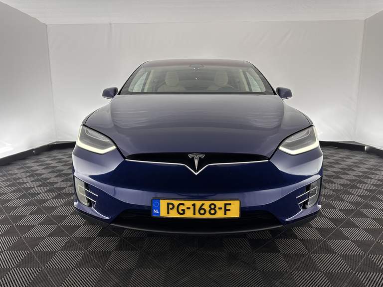 Tesla Tesla
