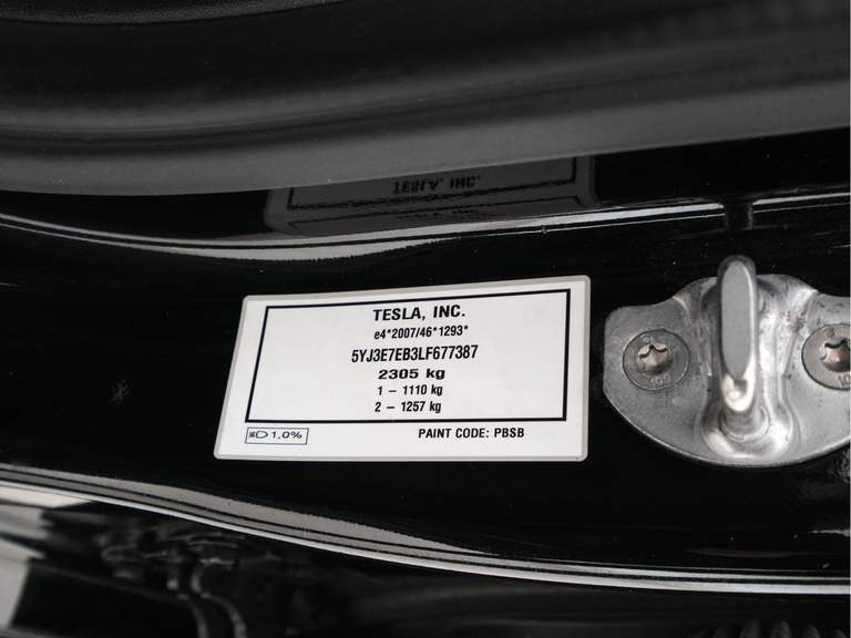 Tesla Tesla