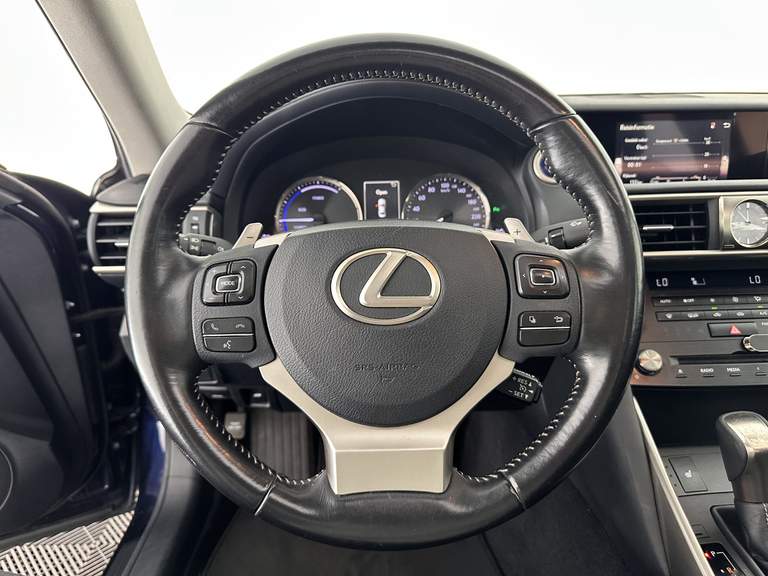 Lexus Lexus