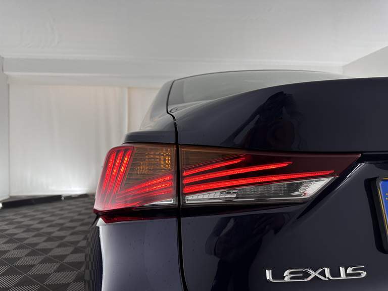 Lexus Lexus