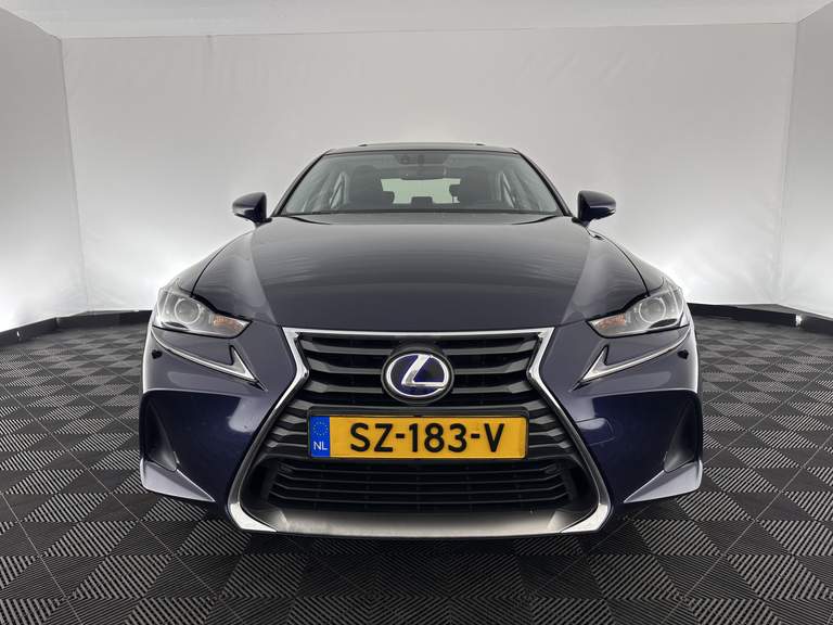 Lexus Lexus