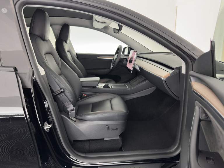 Tesla Tesla