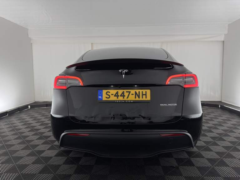 Tesla Tesla