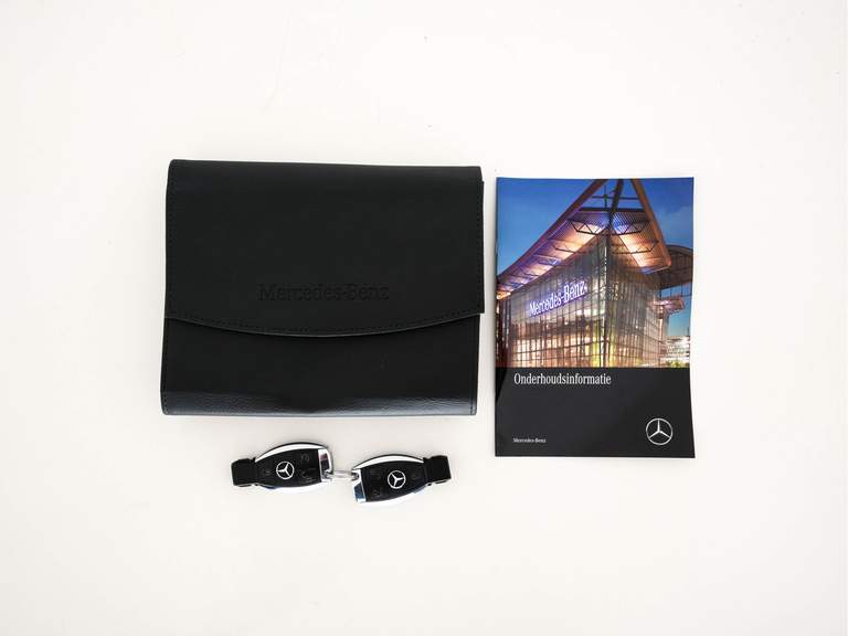 Mercedes-Benz Mercedes-Benz