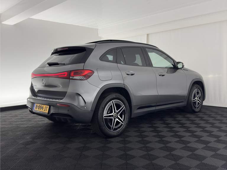 Mercedes-Benz Mercedes-Benz