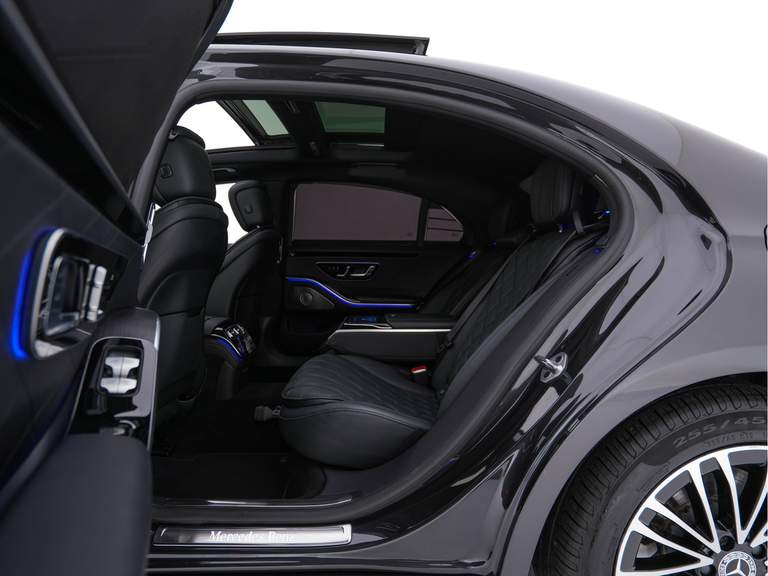 Mercedes-Benz Mercedes-Benz