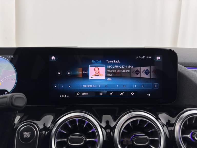 Mercedes-Benz Mercedes-Benz