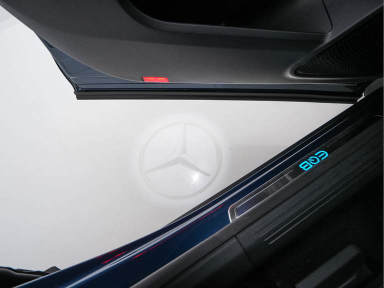 Mercedes-Benz Mercedes-Benz