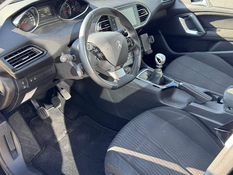 Peugeot Peugeot