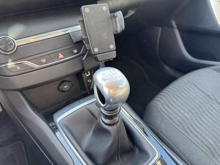 Peugeot Peugeot