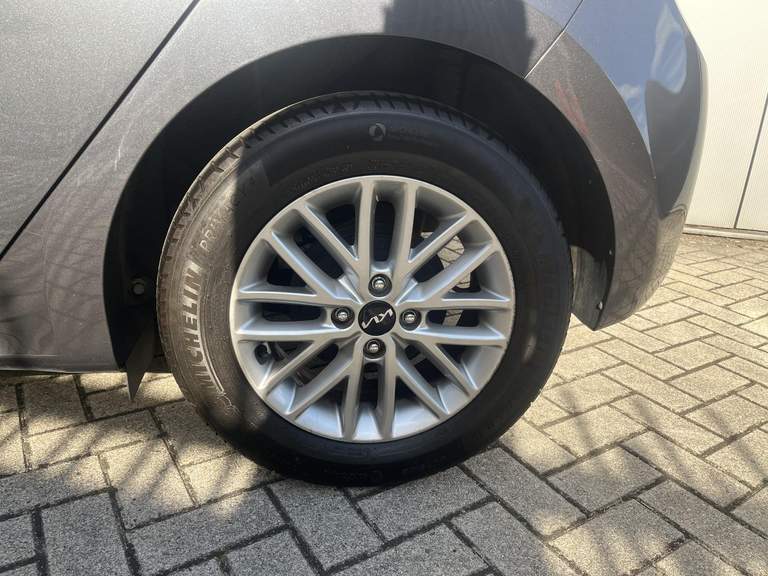 Kia Kia