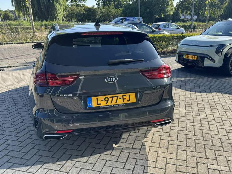 Kia Kia