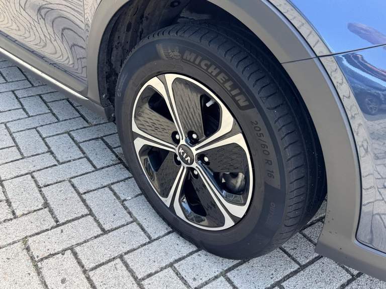Kia Kia