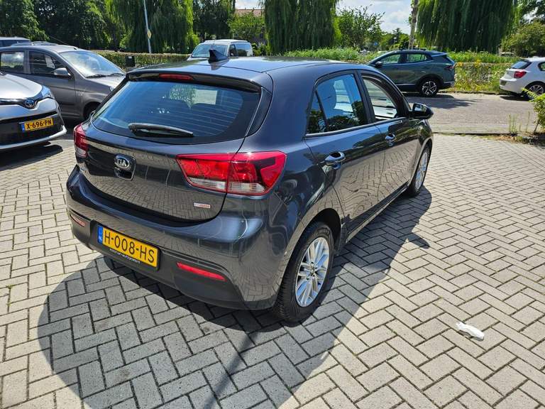 Kia