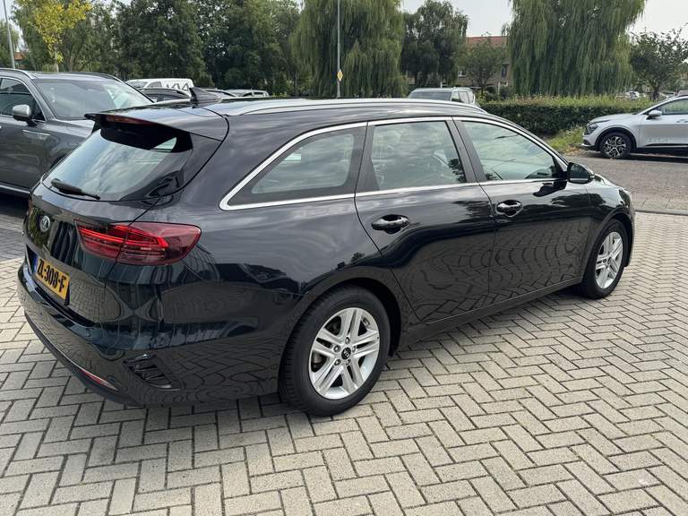 Kia Kia