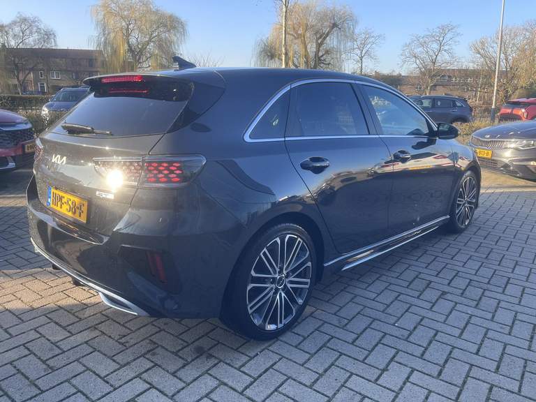 Kia Kia